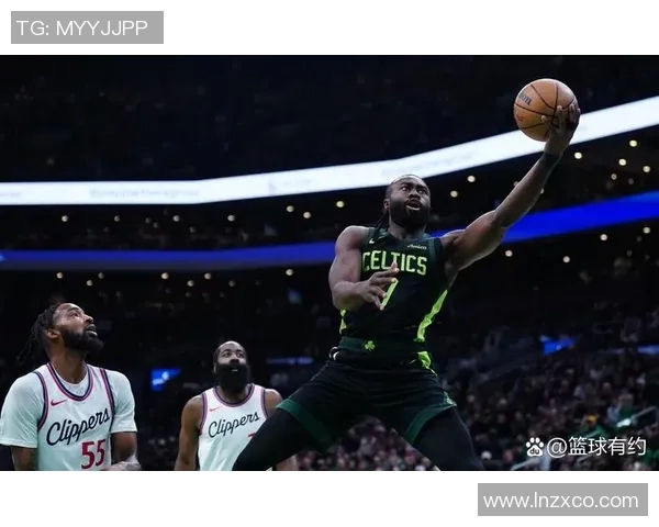 杰伦·布朗：加内特是我最爱的绿军球星 赛场如战场&要么赢要么死